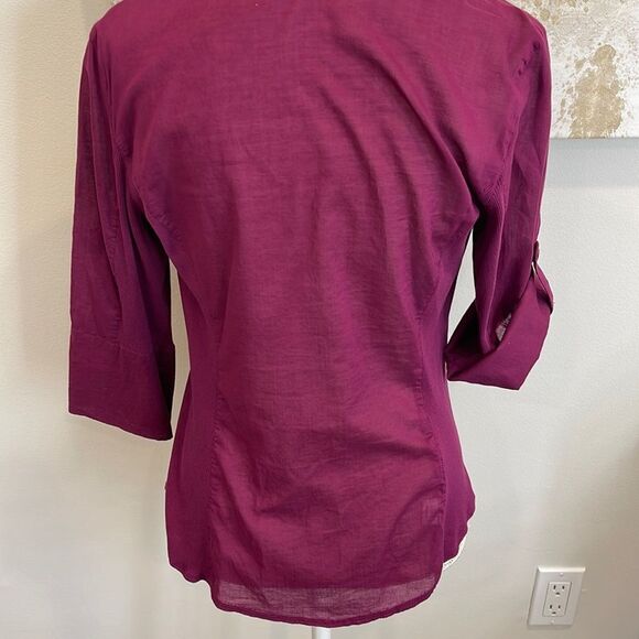 Ann Taylor Fuschia Button Down - Picture 4 of 9